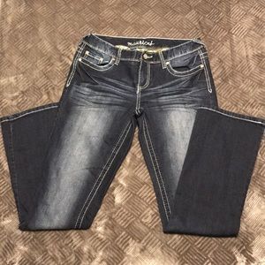 Maurices jeans